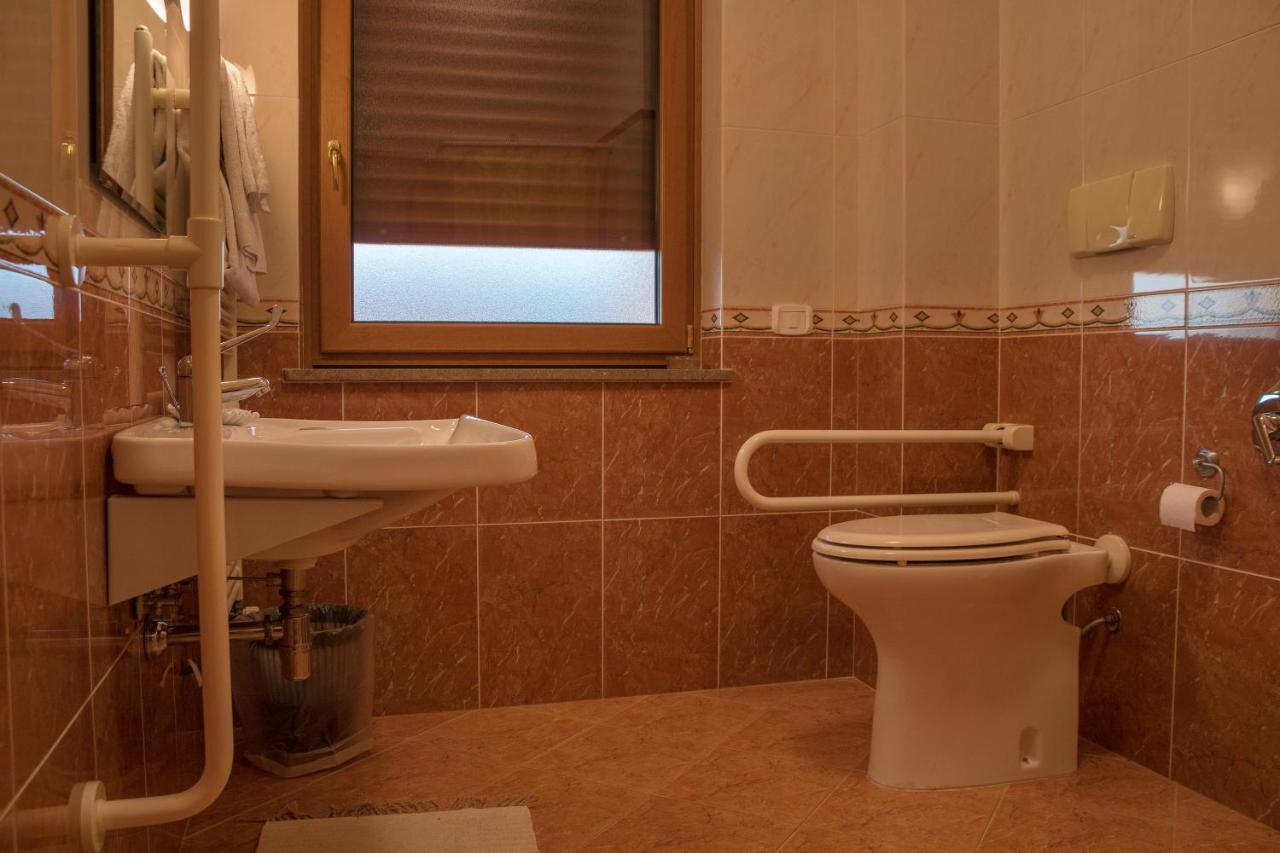 Ruggiero Park Hotel Валло-делла-Луканія Екстер'єр фото